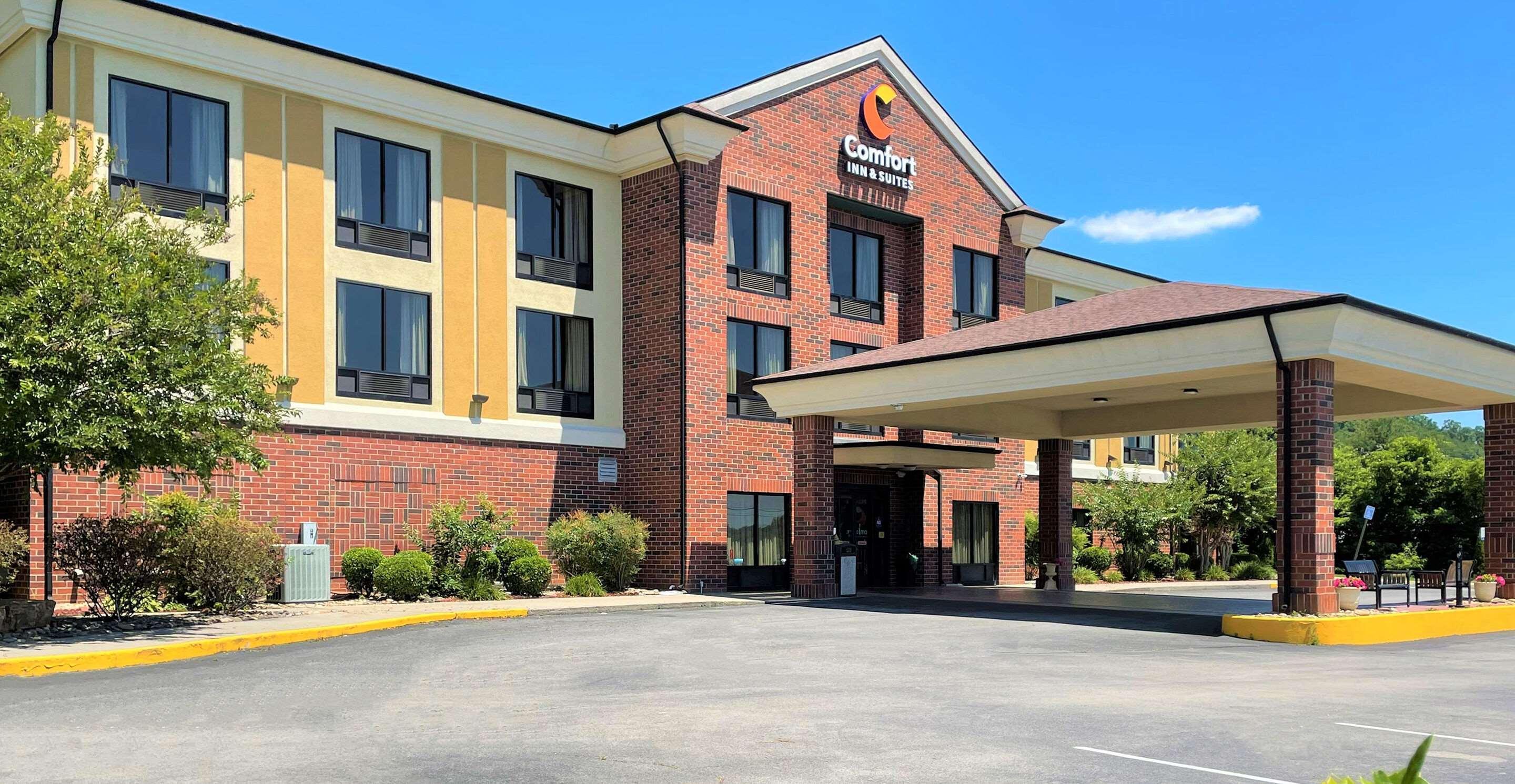 Comfort Inn & Suites Rogersville Exterior photo